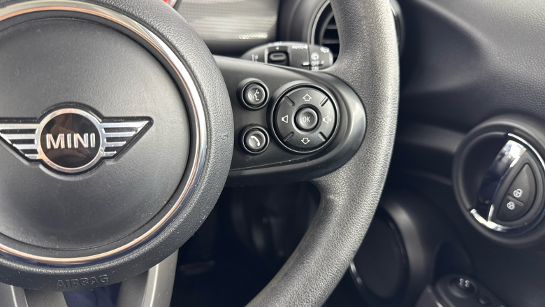 MINI Hatchback 1.5 Cooper Classic II 5dr Petrol Hatchback